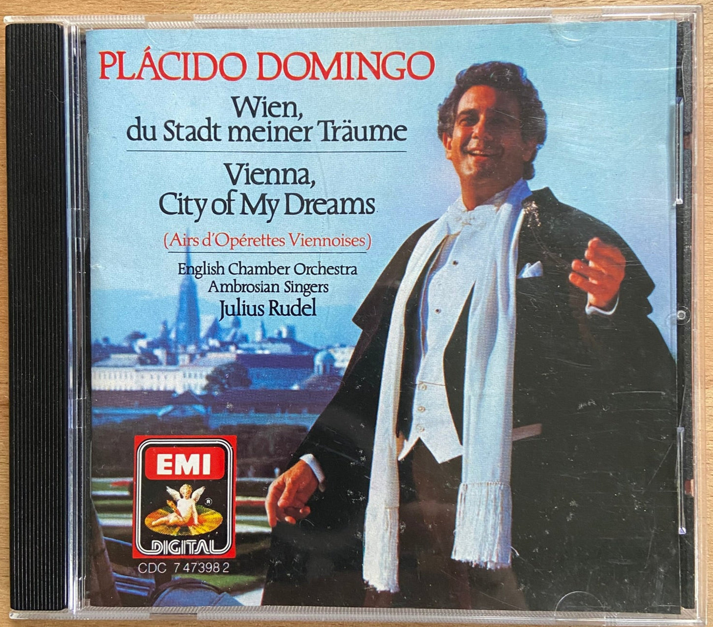 CD cover featuring Placido Domingo with a scenic background